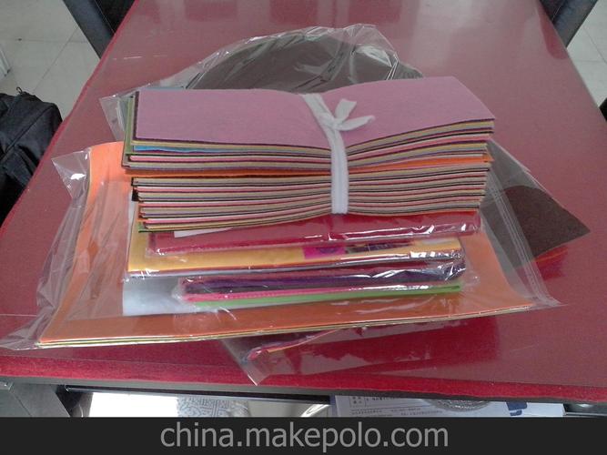 華圣供應(yīng)滌綸PET毛氈布 多彩化纖無紡布的多元應(yīng)用專家
